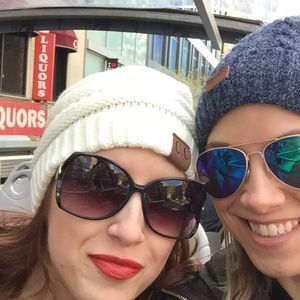 Meet your Posher, Laura